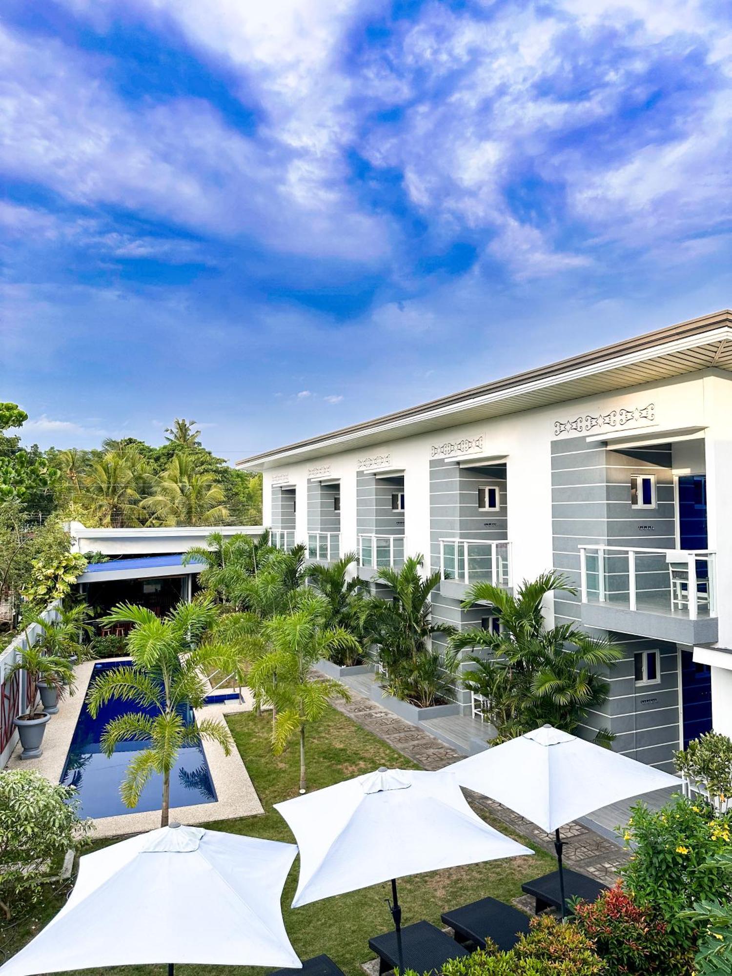 Sapphire Boutique Resort *